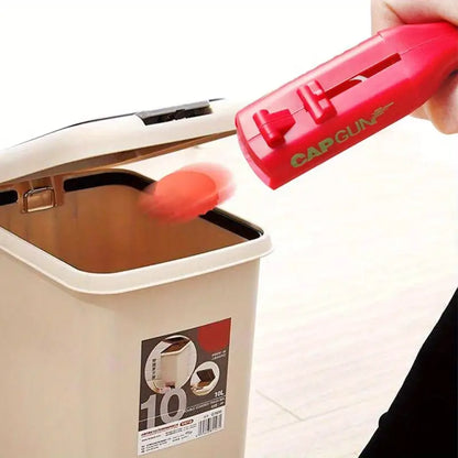 Pistola Abrebotellas que Dispara Chapas y Momentos Épicos